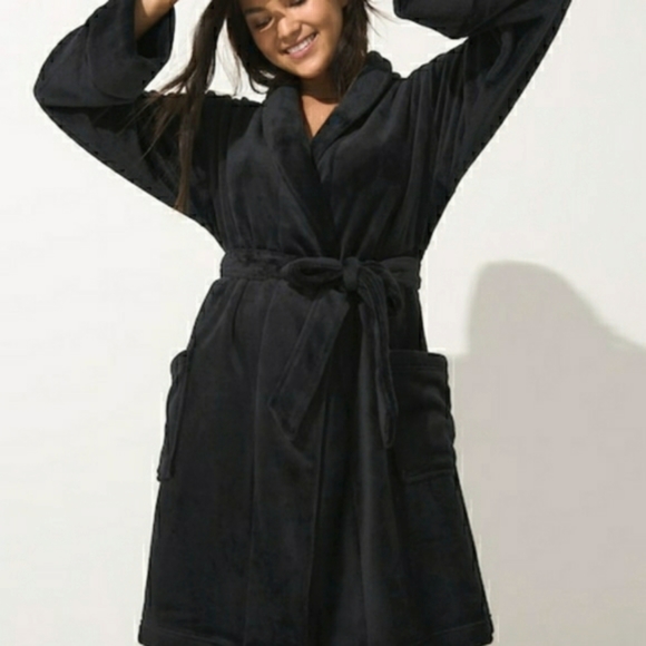 Soma Black Short Robe Embraceable Soft Lightweight Plush RETAIL $88- - Picture 3 of 6